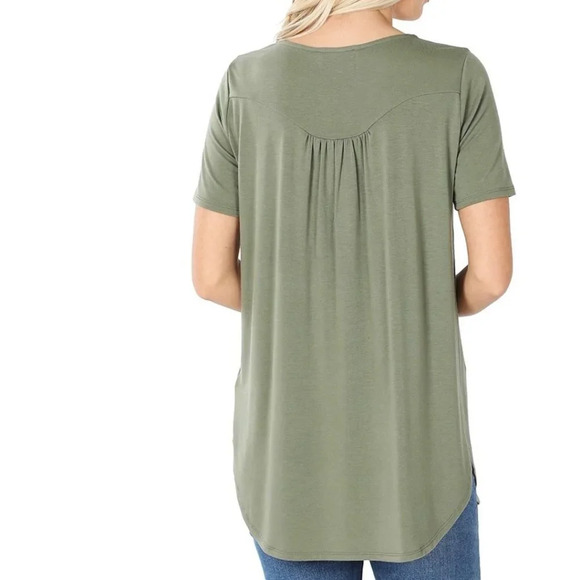 Short Sleeve Dolphin Hem Top - Picture 2 of 2